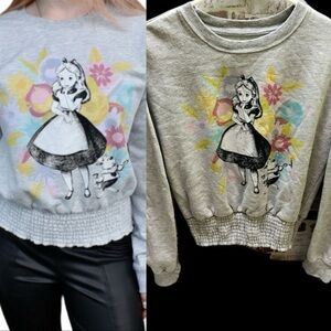 Disney Sweatshirt with Alice in Wonderland Print M